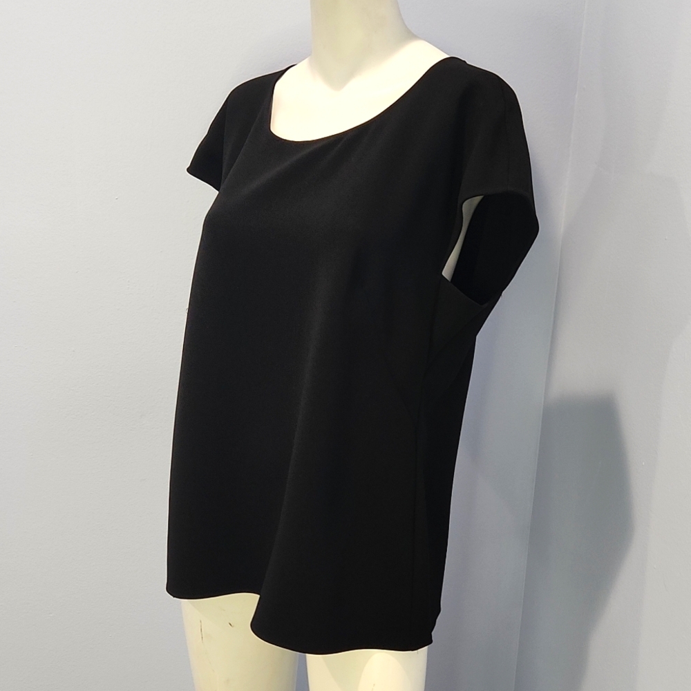 Escada Top - Picture 4 of 10